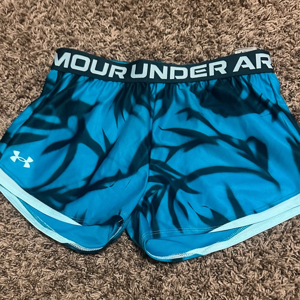 Under Armour girls shorts